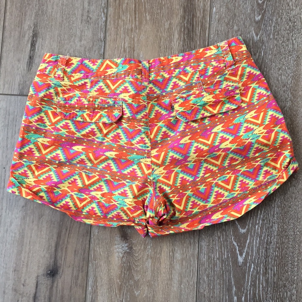 Bright Aztec Pattern Vibrant Shorts - Picture 4 of 5